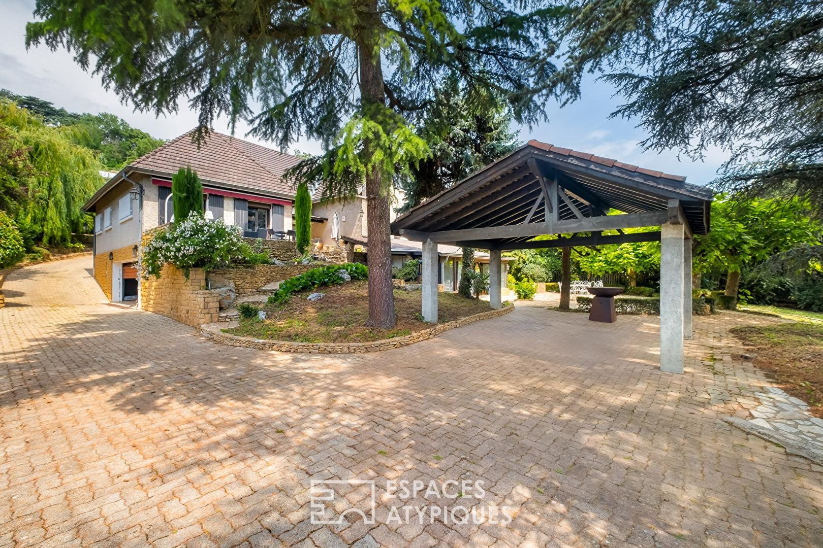 Maison à vendre, 272m², Saint-Cyr-au-Mont-d'Or