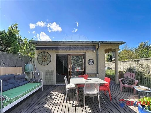 Advert pic 0