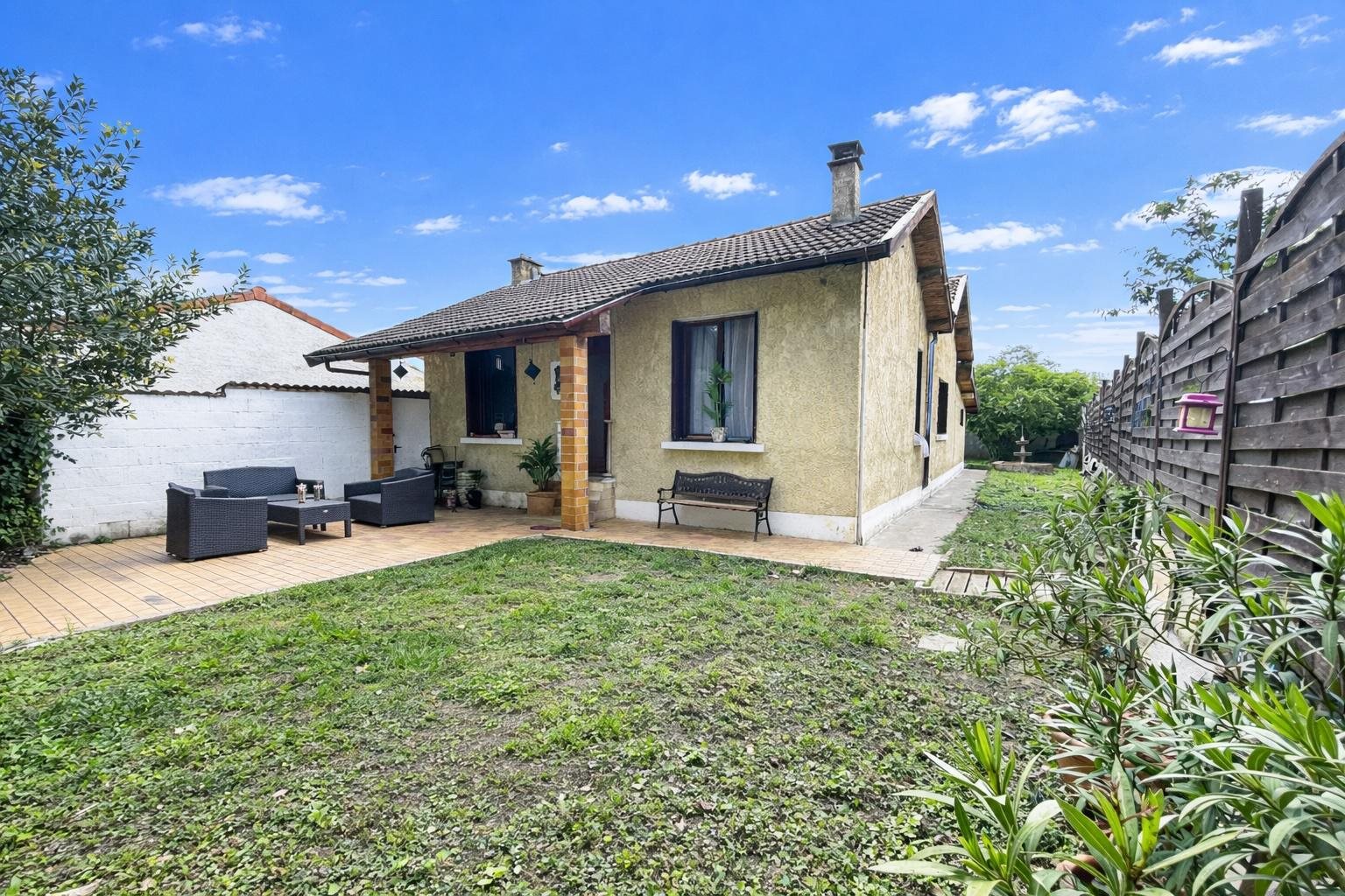 Maison à vendre, 101m², Vaulx-en-Velin