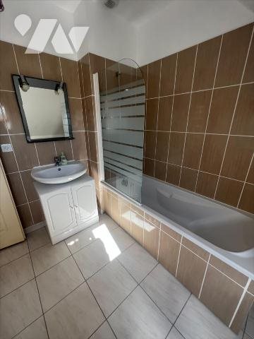 Maison à vendre, 78m², Saint-Nic