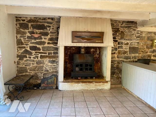 Maison à vendre, 101m², Saint-Rivoal