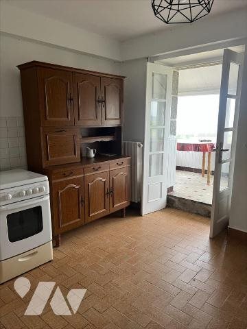 Maison à vendre, 170m², Plomodiern