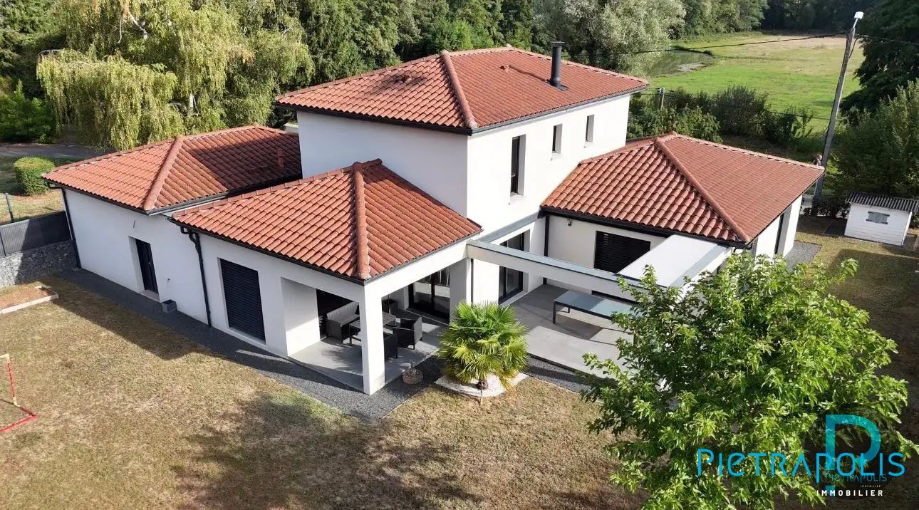 Maison à vendre, 161m², Châtillon-sur-Chalaronne