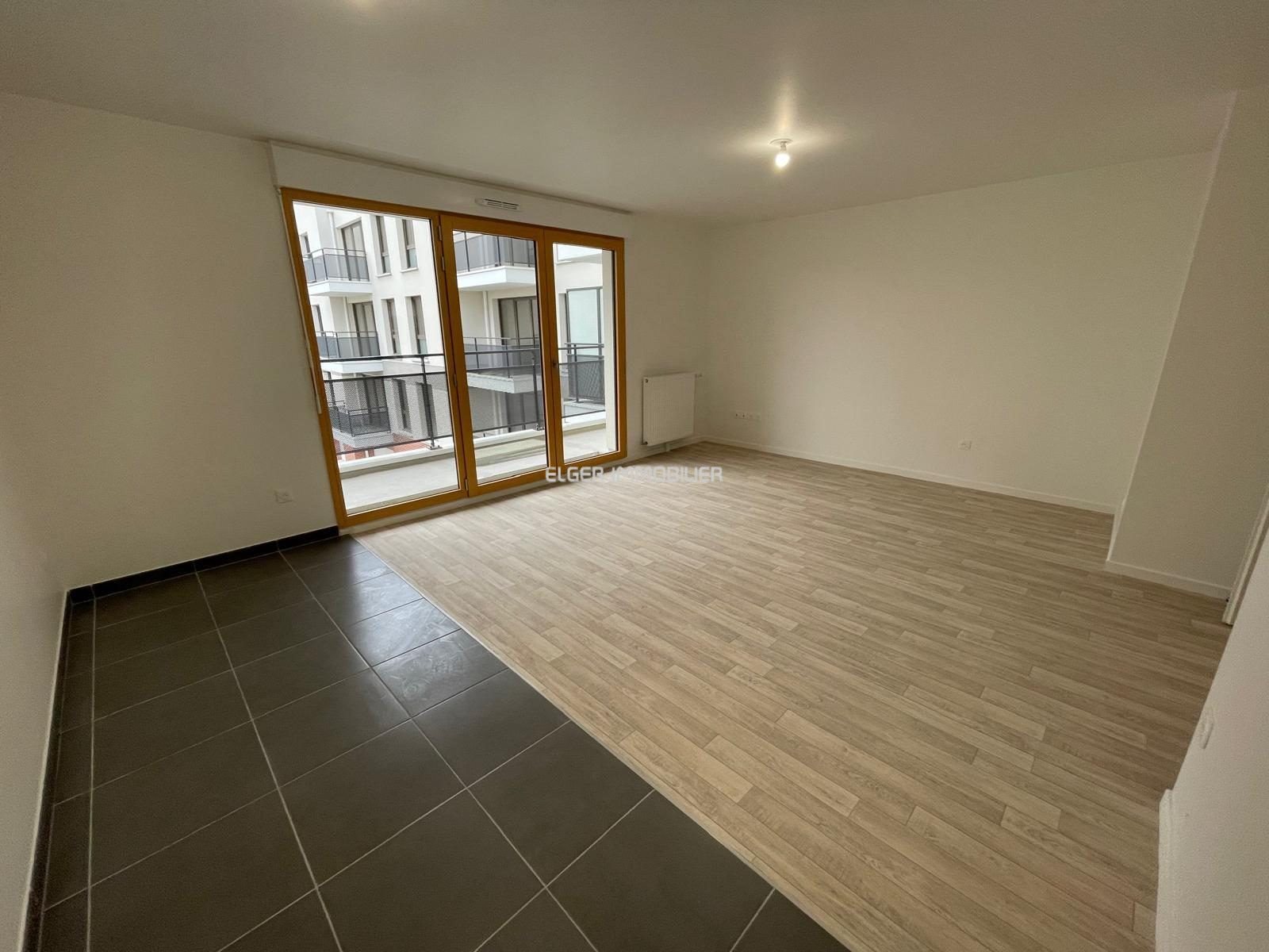 Appartement à louer, 62m², Stains