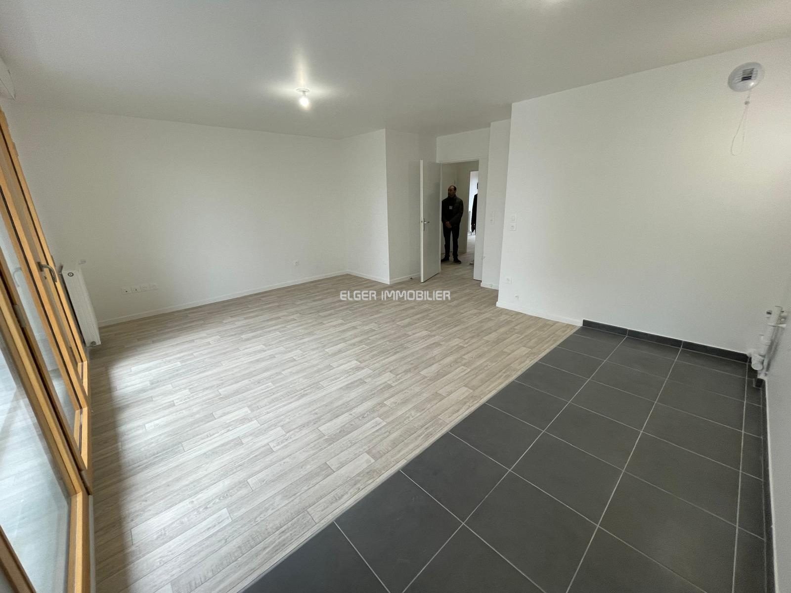 Appartement à louer, 62m², Stains