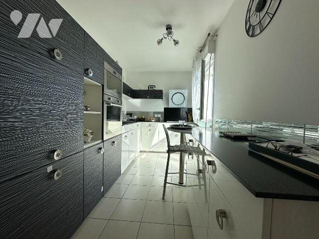 Appartement à vendre, 122m², Le Mesnil-Esnard