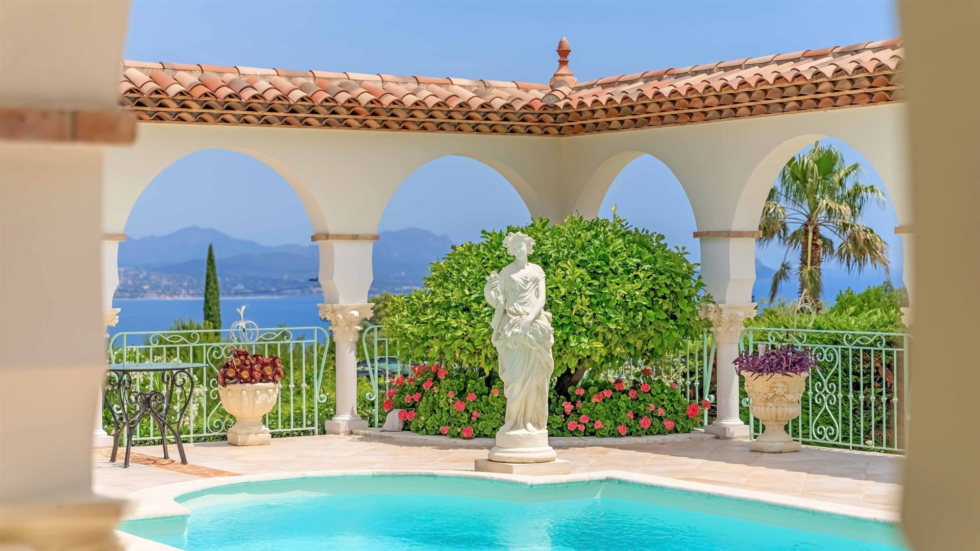 Maison à vendre, 325m², Fréjus