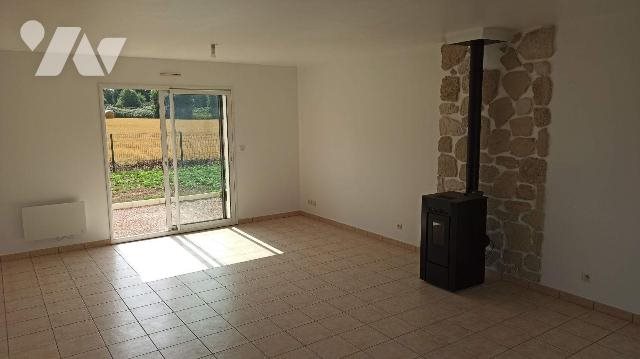Maison à louer, 104m², La Chapelle-aux-Filtzméens