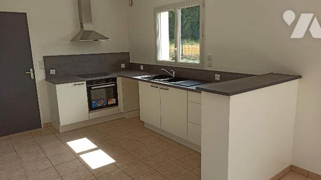 Maison à louer, 104m², La Chapelle-aux-Filtzméens
