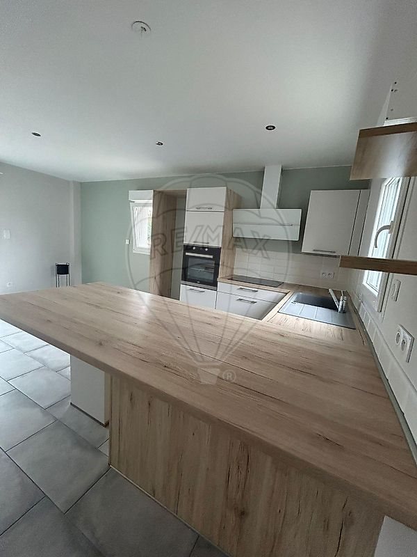 Appartement à louer, 74m², Vézelois