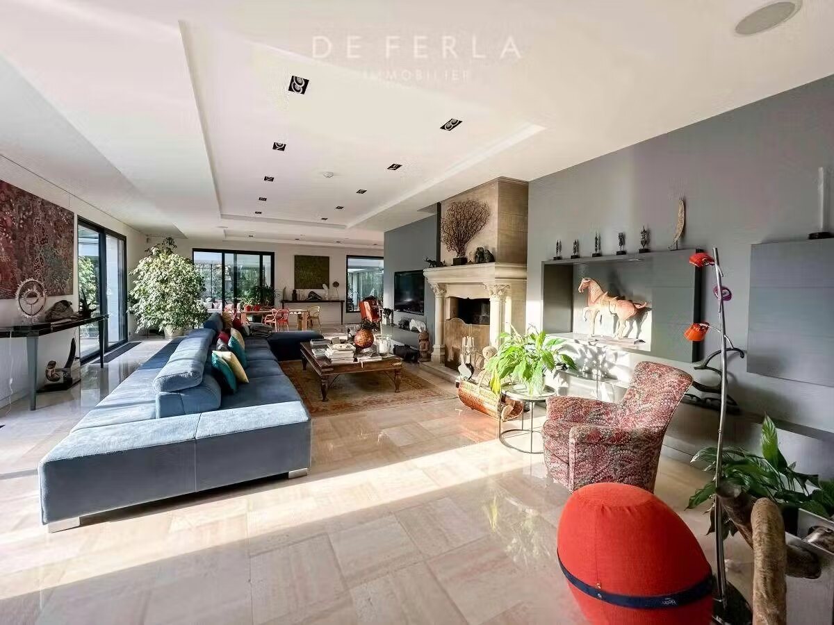 Maison à vendre, 685m², Saint-Maur-des-Fossés