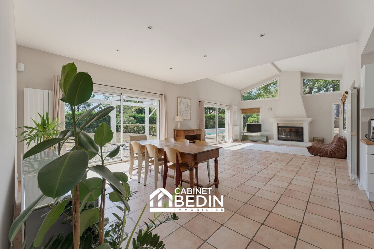 Maison à vendre, 153m², La Brède