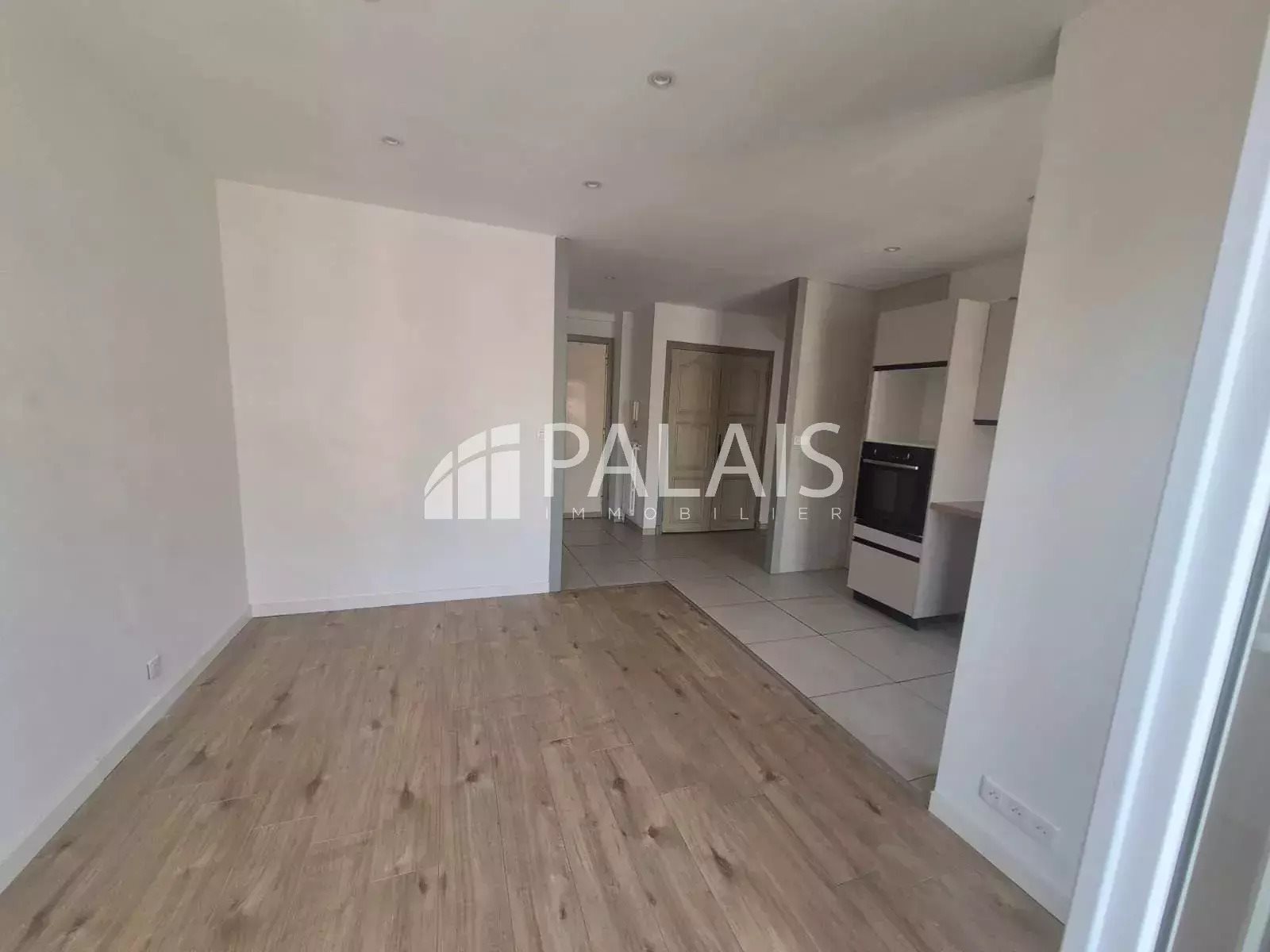 Appartement à louer, 47m², Nice