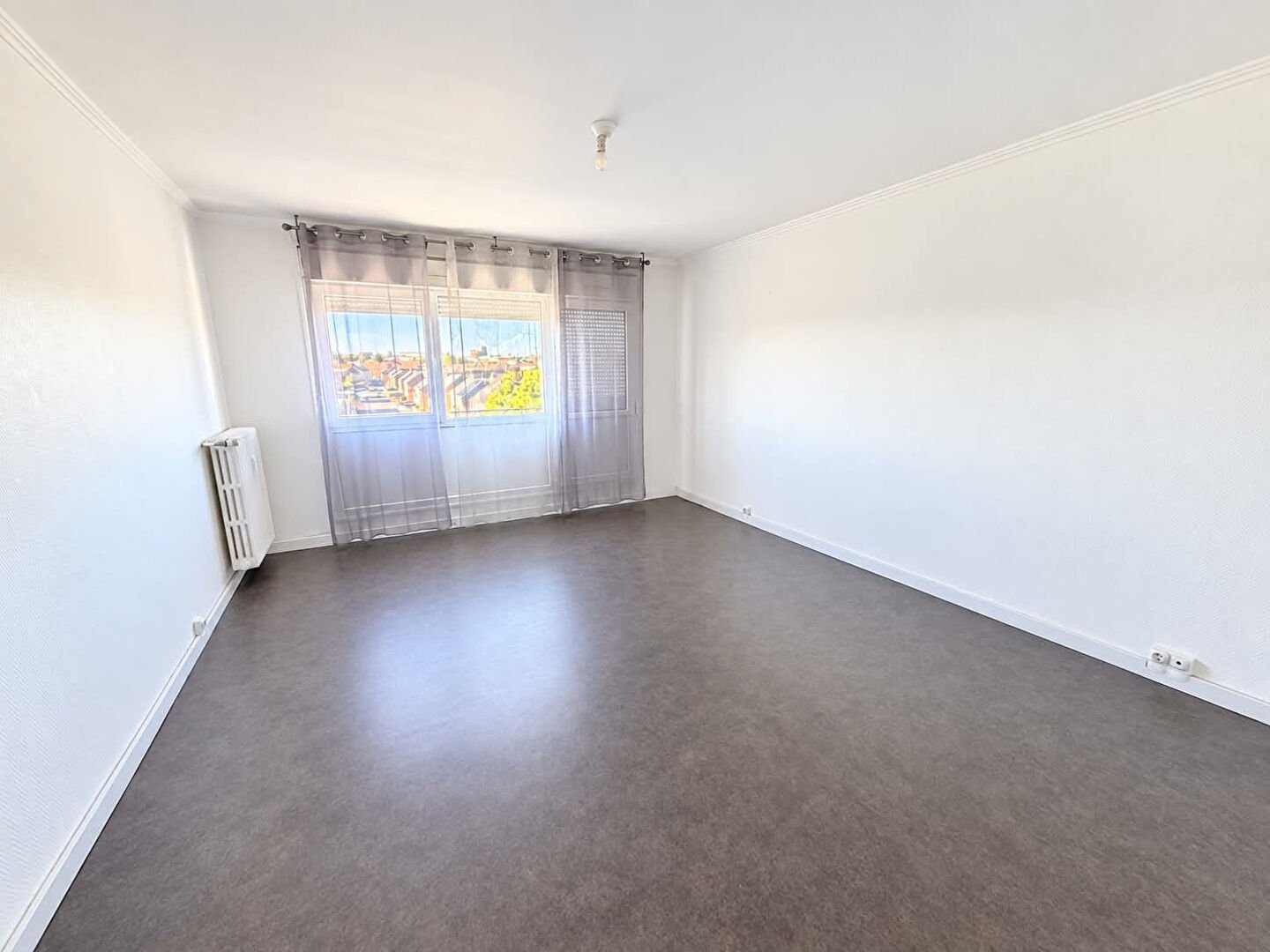 Appartement à louer, 54m², Beuvrages