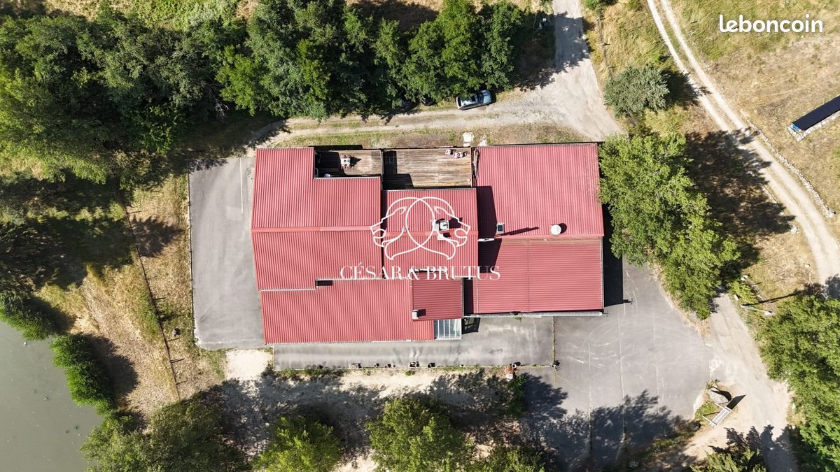 Maison à vendre, 1023m², Le Monastier-sur-Gazeille