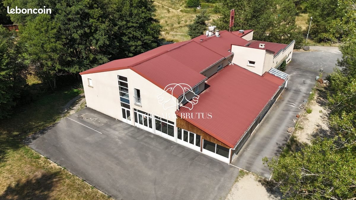 Maison à vendre, 1023m², Le Monastier-sur-Gazeille