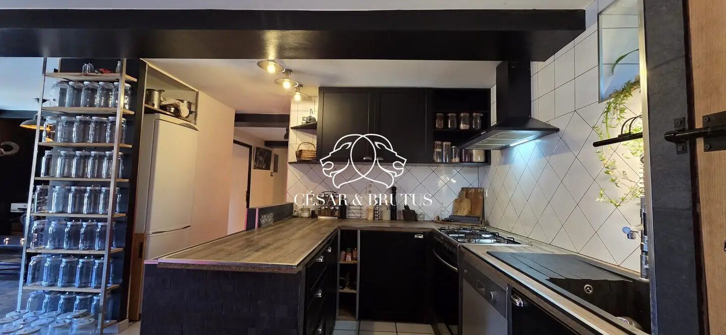 Maison à vendre, 321m², Laussonne
