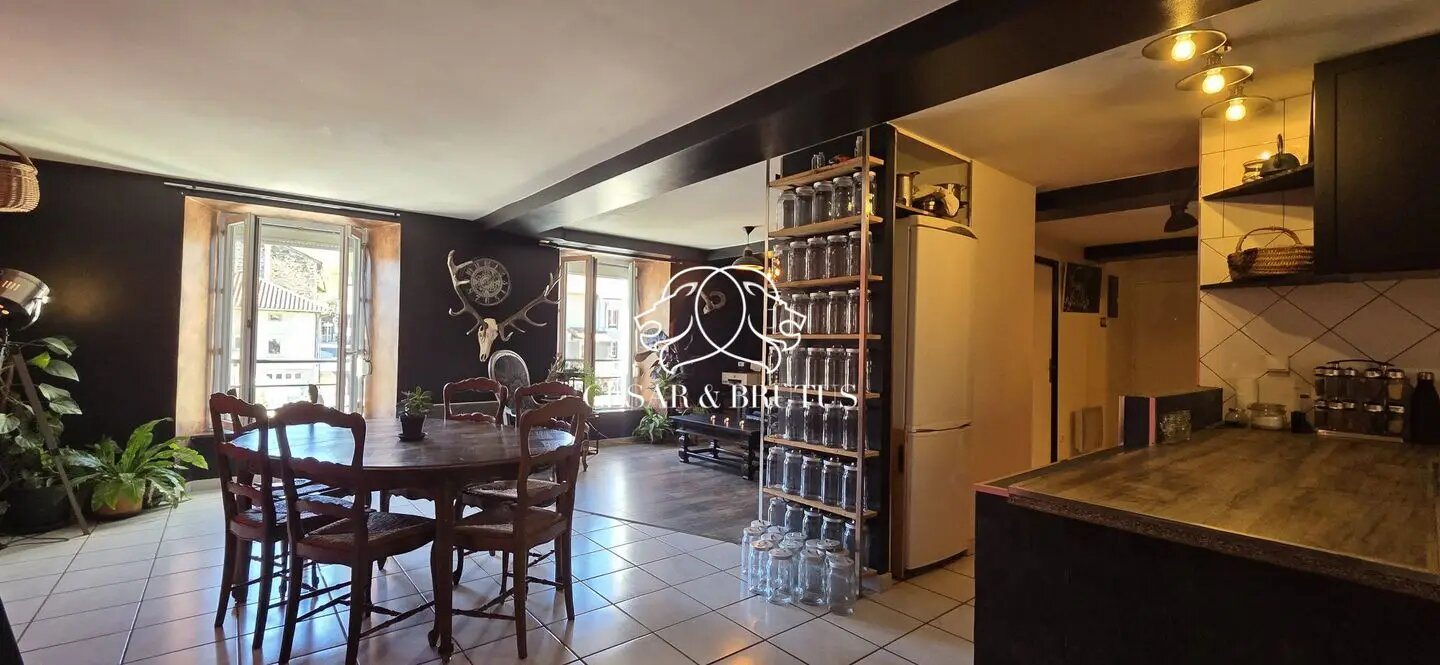 Maison à vendre, 321m², Laussonne