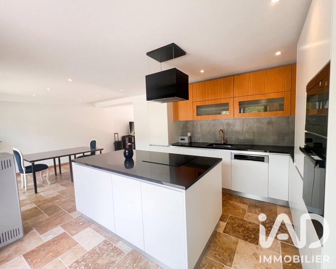 Maison à louer, 160m², Valserhône