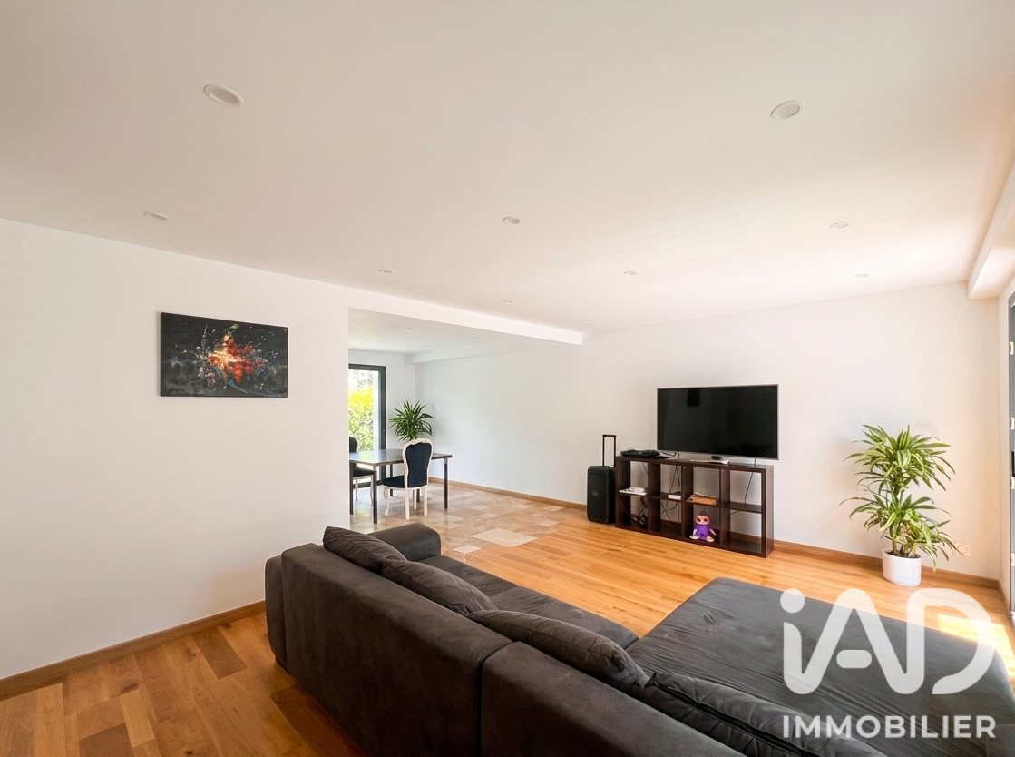 Maison à louer, 160m², Valserhône