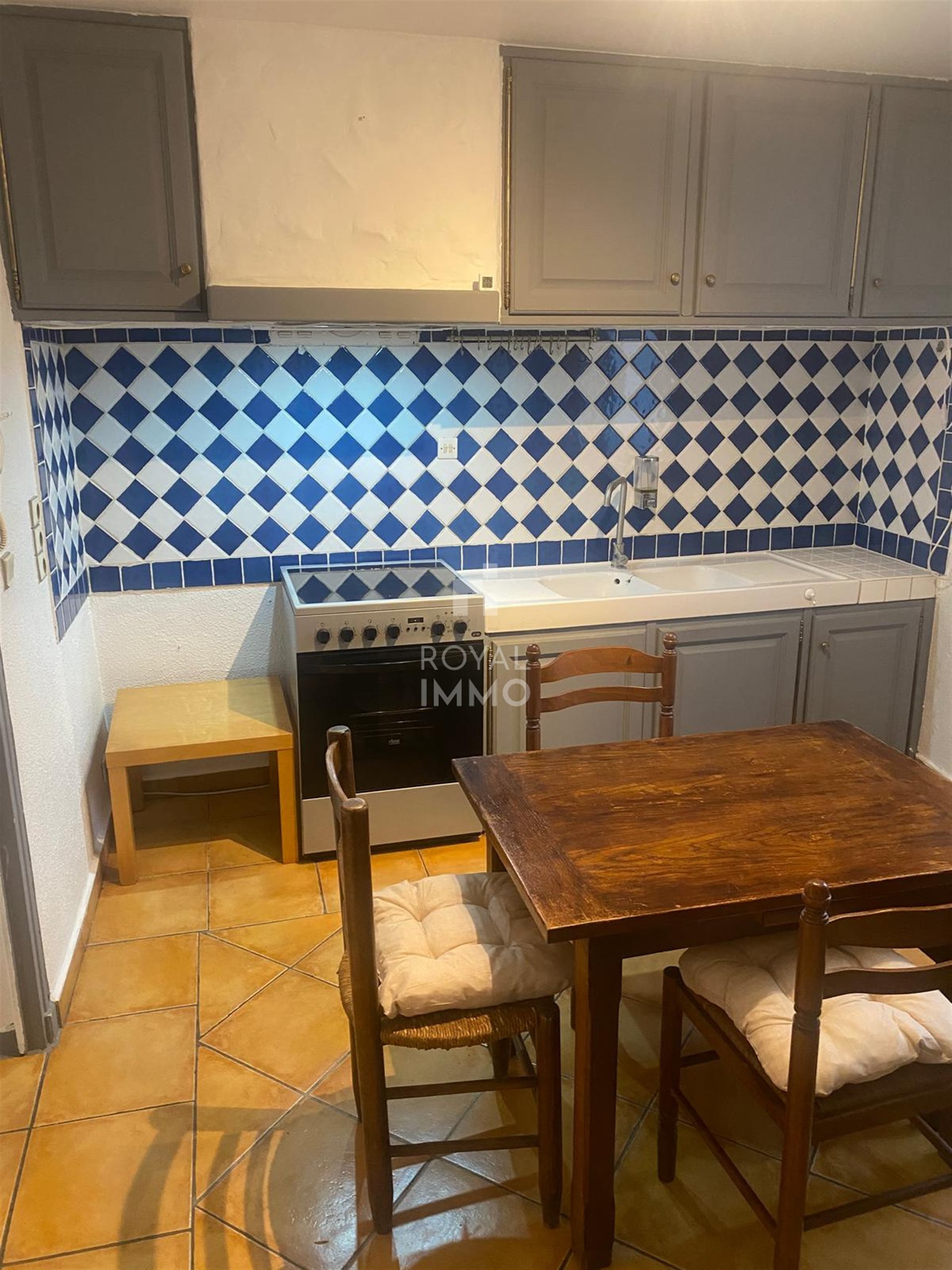Appartement à louer, 49m², Solliès-Pont