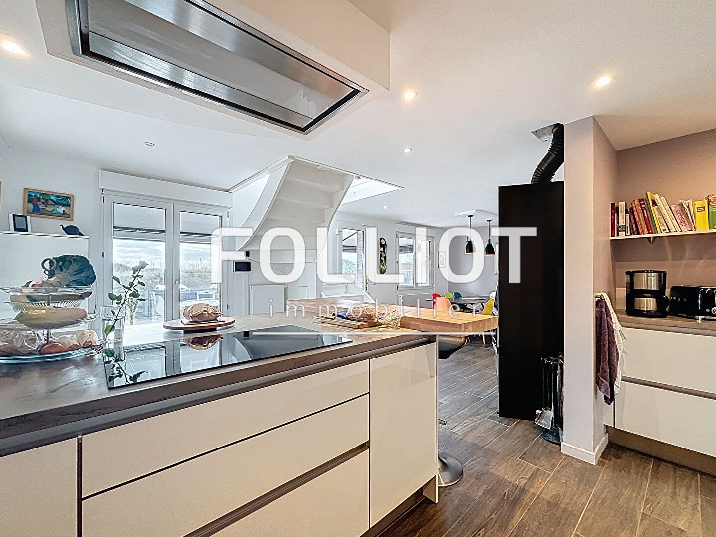 Maison à vendre, 246m², Gouville-sur-Mer