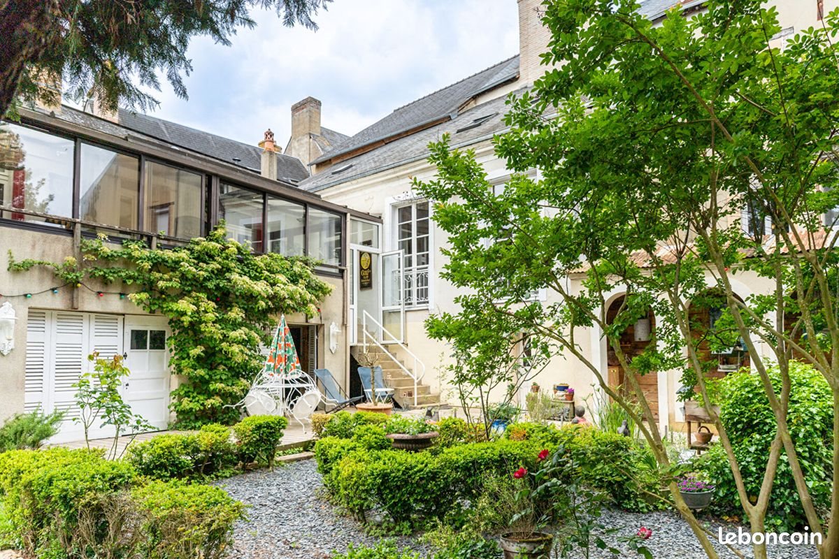 Maison à vendre, 188m², La Suze-sur-Sarthe