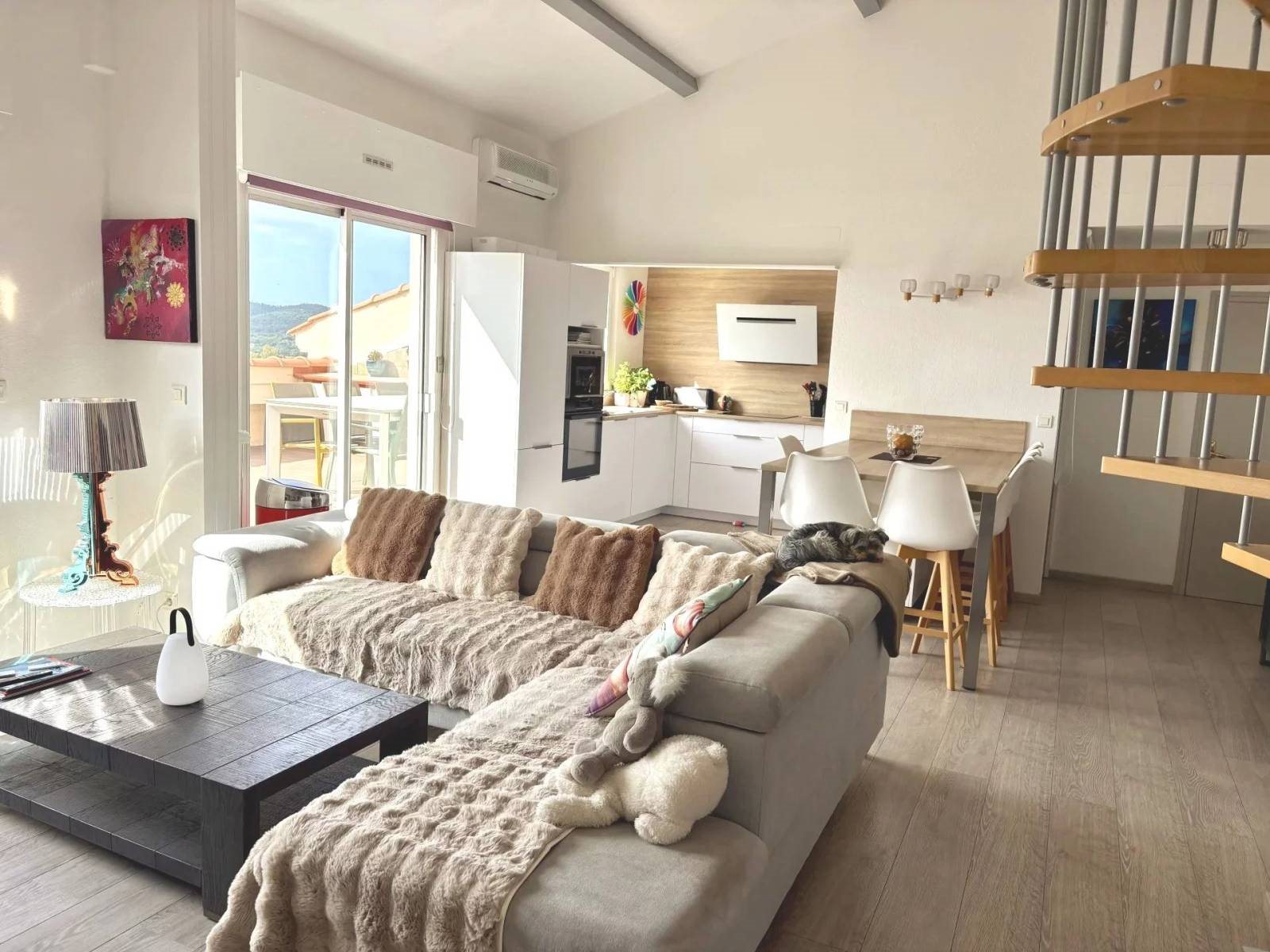 Appartement à vendre, 101m², Bormes-les-Mimosas