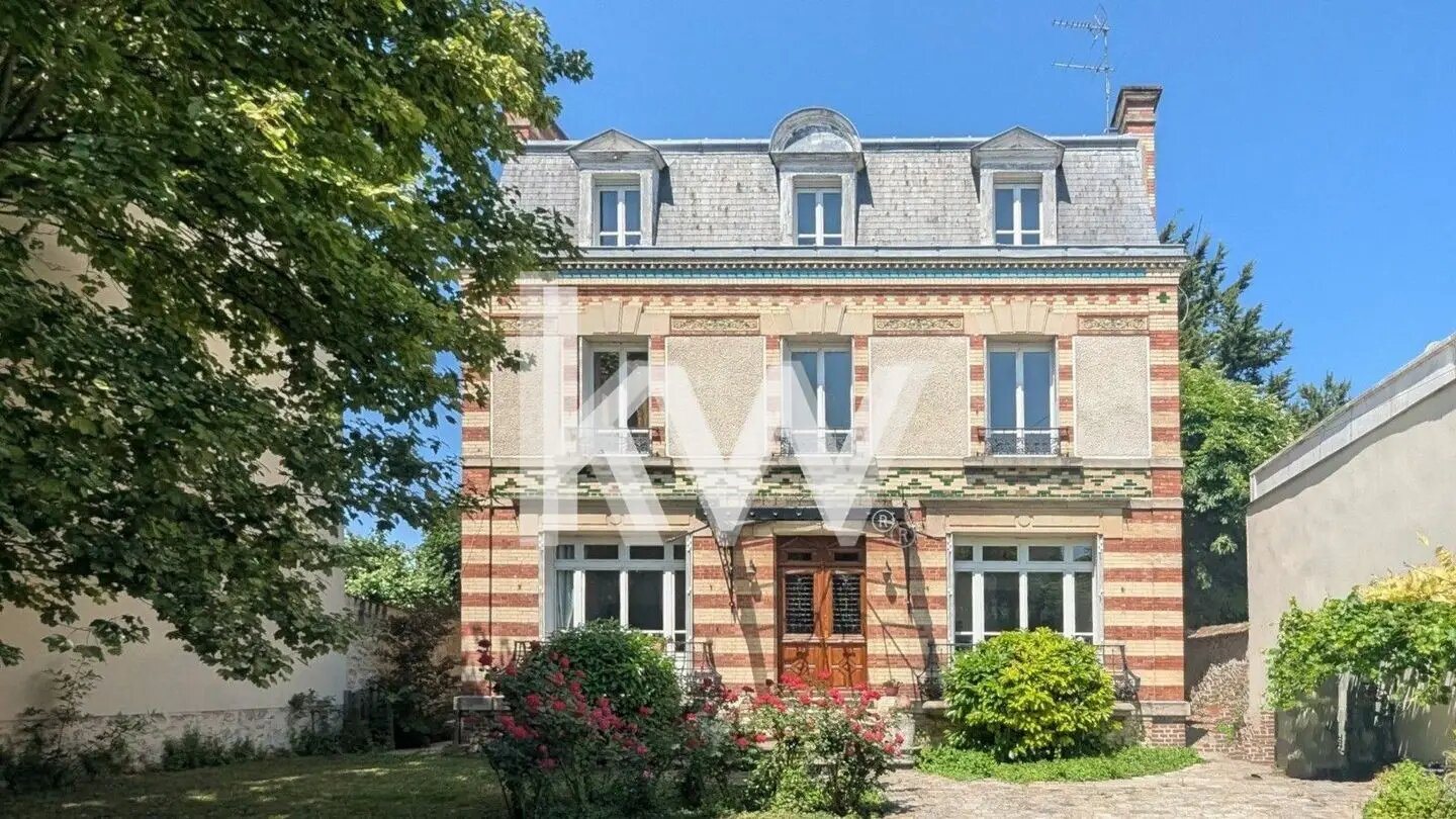 Maison à vendre, 257m², Deuil-la-Barre