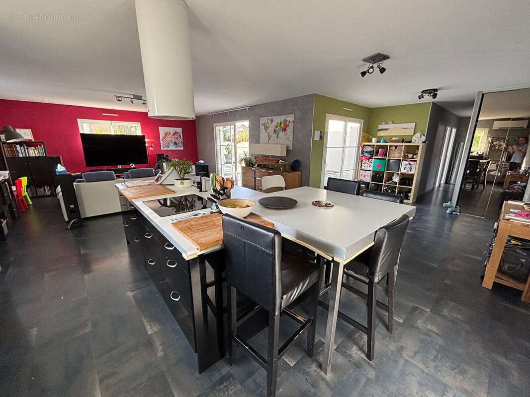 Maison à vendre, 110m², Mios