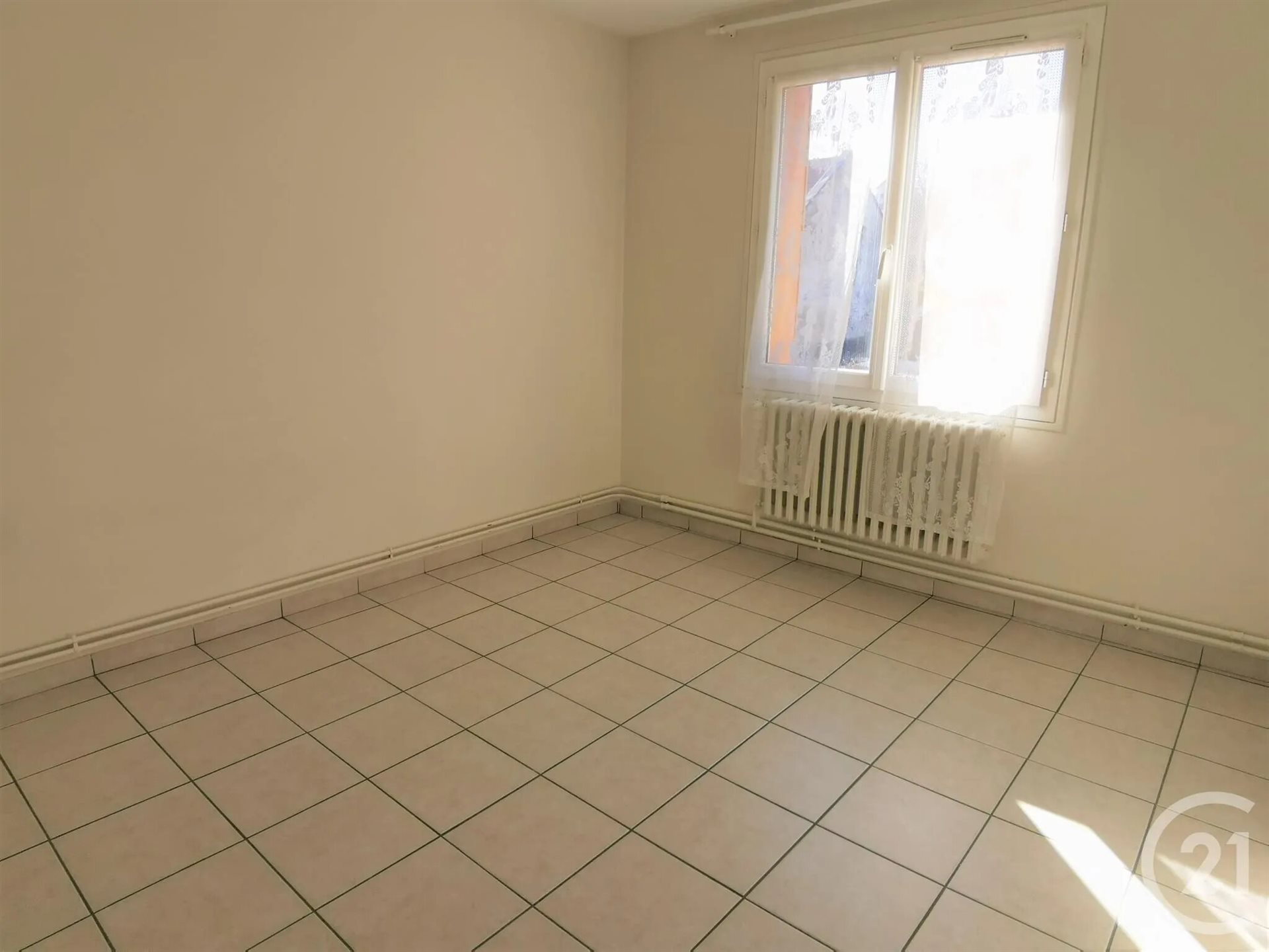 Appartement à louer, 64m², Saint-Laurent-du-Cros
