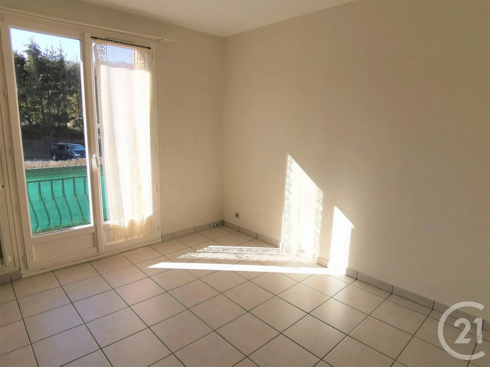 Appartement à louer, 64m², Saint-Laurent-du-Cros