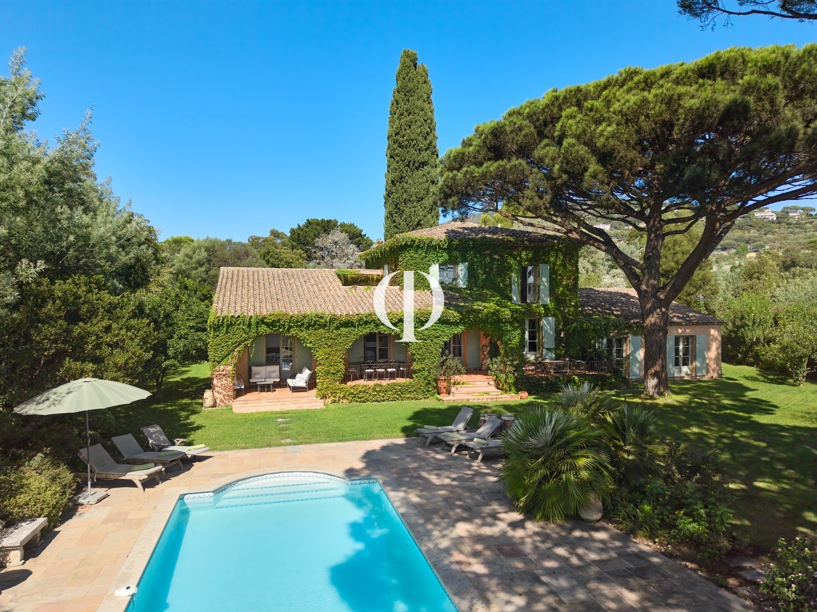 Maison à vendre, 300m², Grimaud