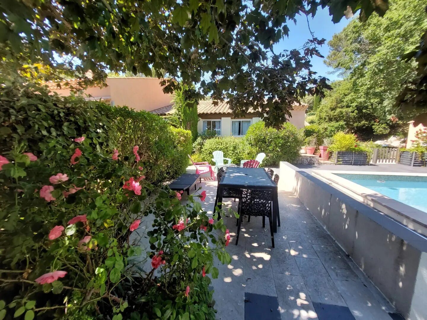 Maison à vendre, 197m², La Bastidonne