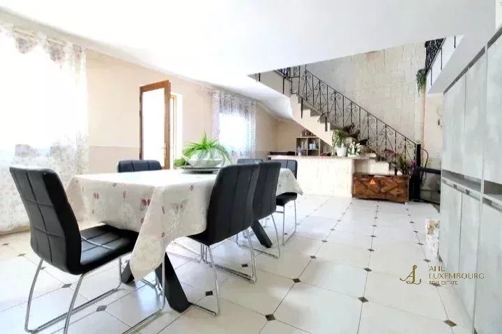 Maison à vendre, 156m², Thil
