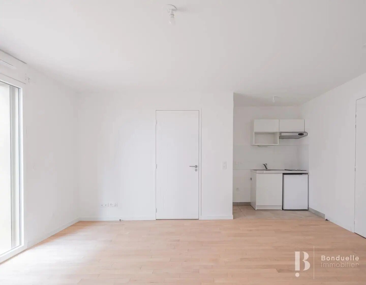 Appartement à louer, 31m², Courbevoie