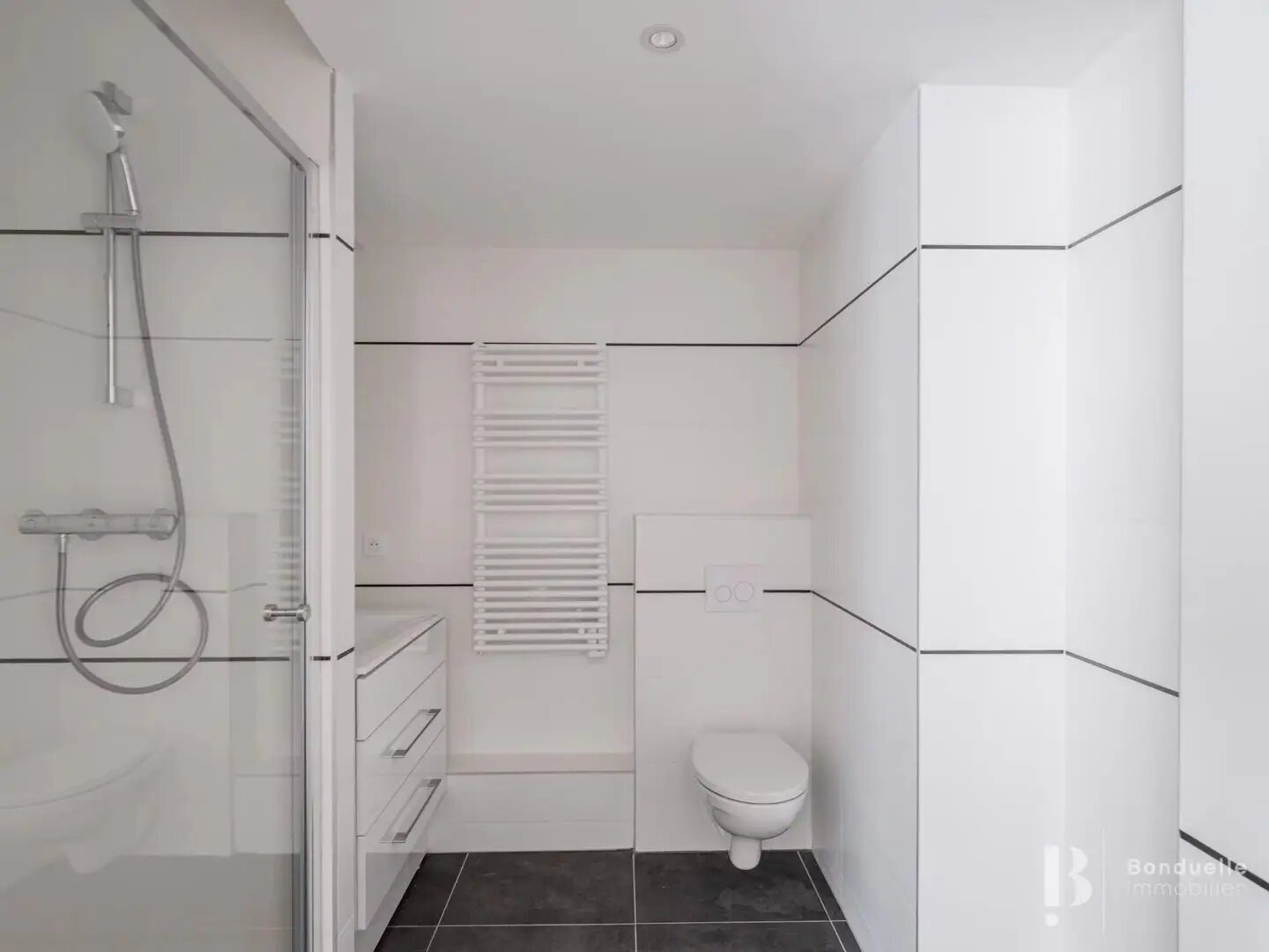 Appartement à louer, 31m², Courbevoie