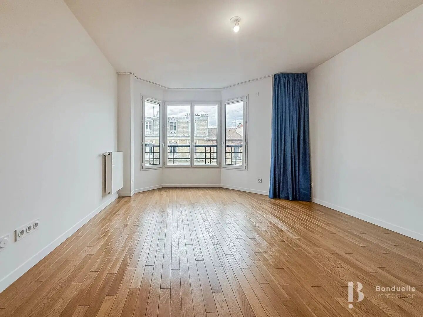 Appartement à louer, 26m², Suresnes