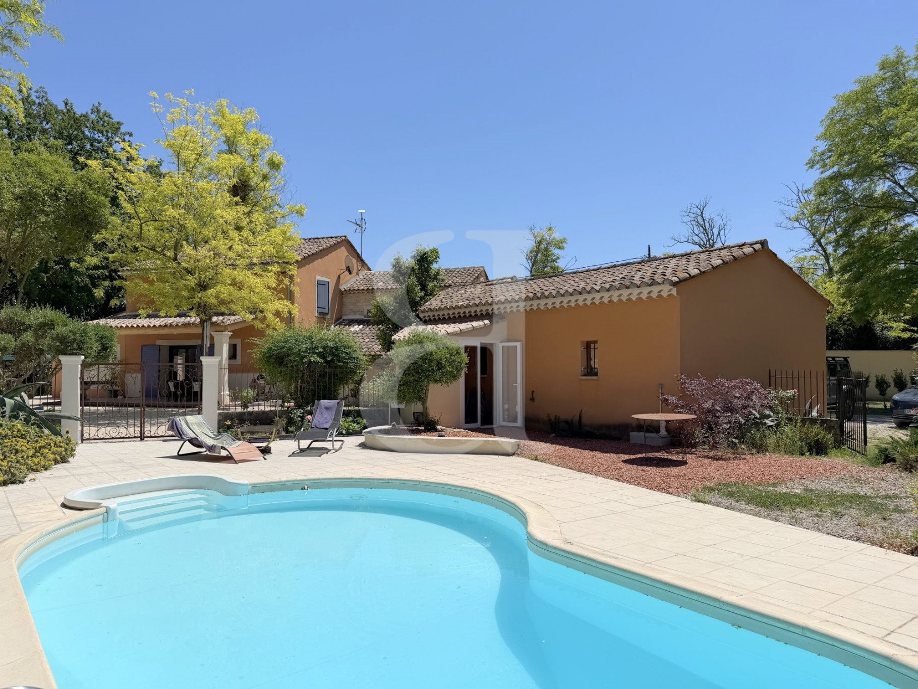 Maison à vendre, 220m², L'Isle-sur-la-Sorgue