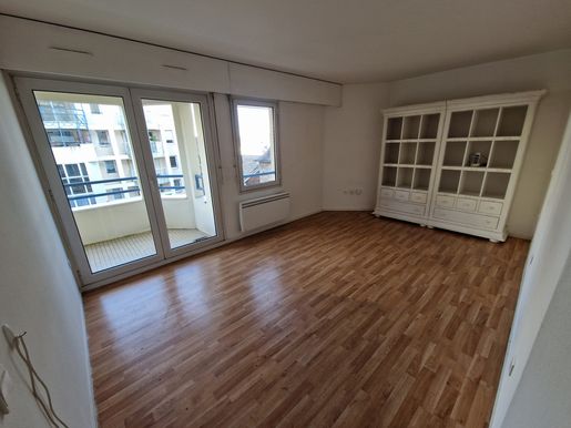 Advert pic 0