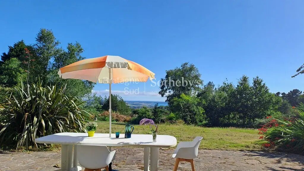 Maison à vendre, 240m², Plomodiern