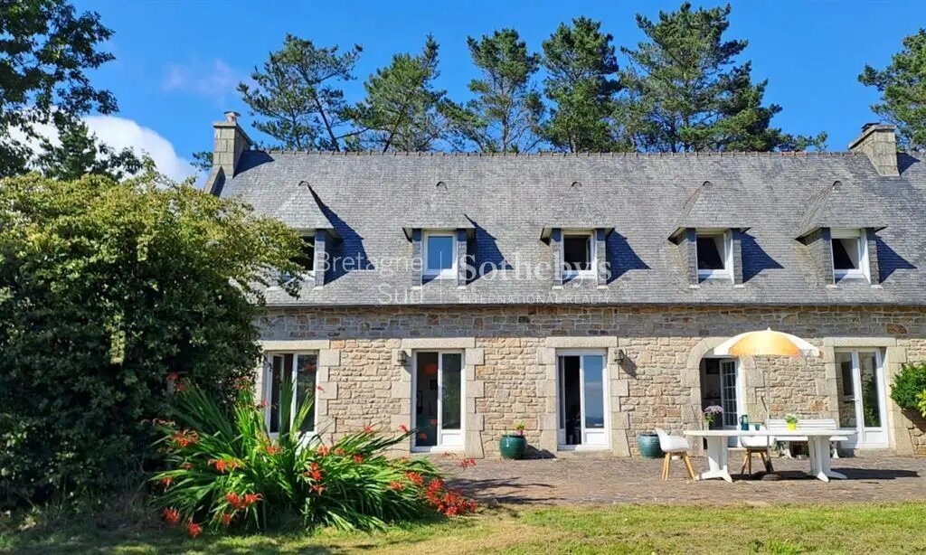 Maison à vendre, 240m², Plomodiern