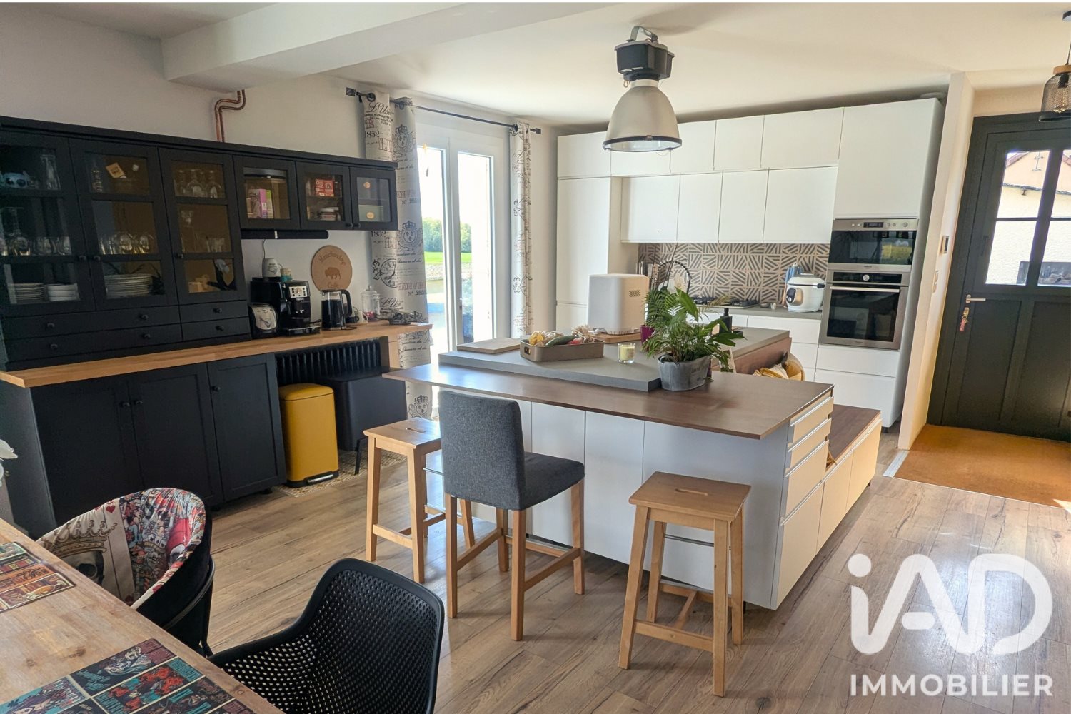 Maison à vendre, 200m², Ports-sur-Vienne