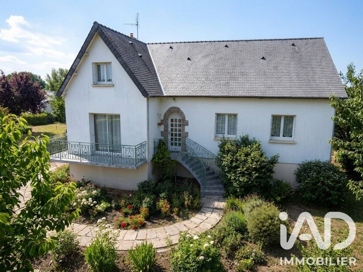 Maison à vendre, 177m², Saint-Baudelle