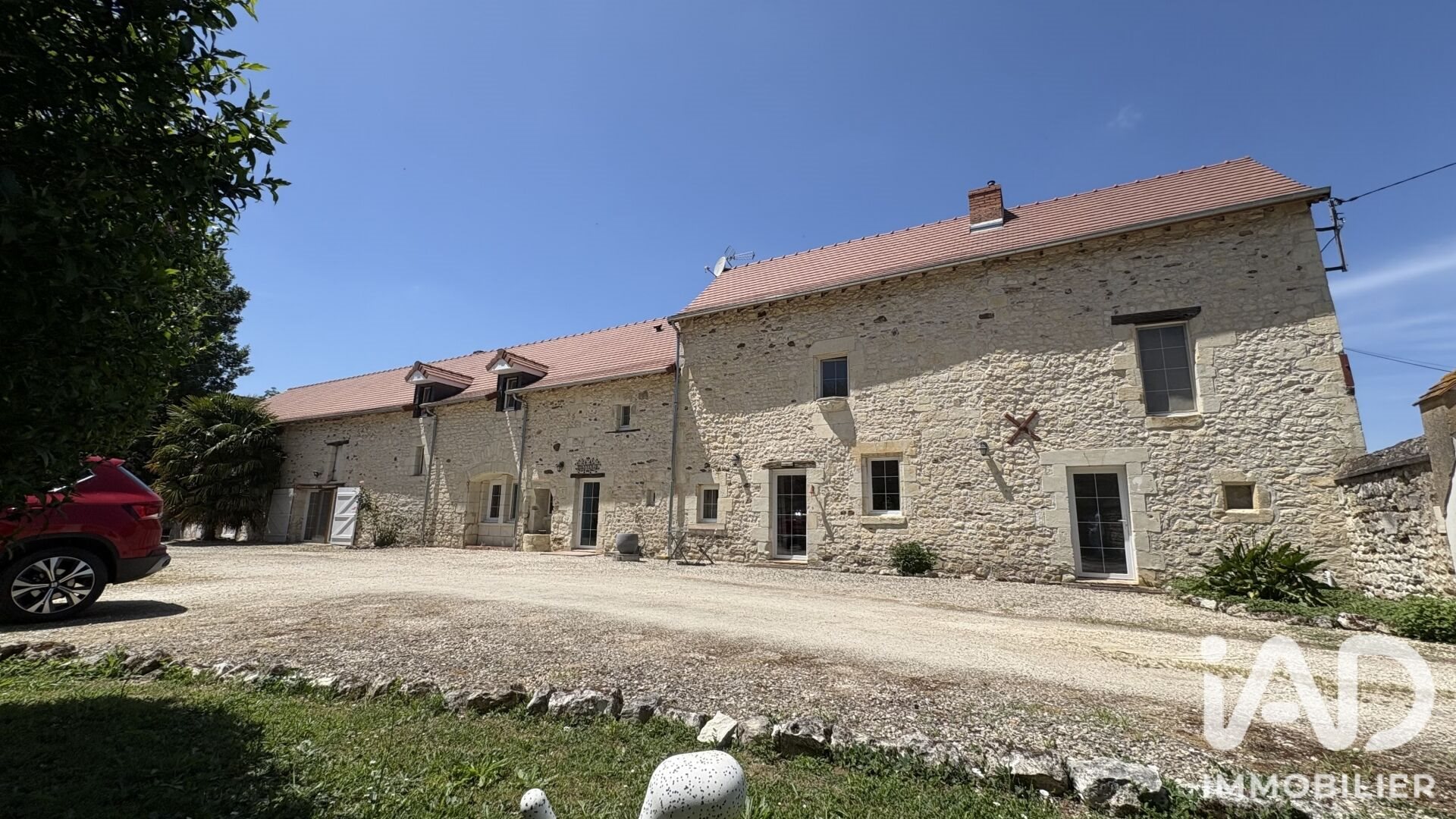 Maison à vendre, 263m², Dangé-Saint-Romain
