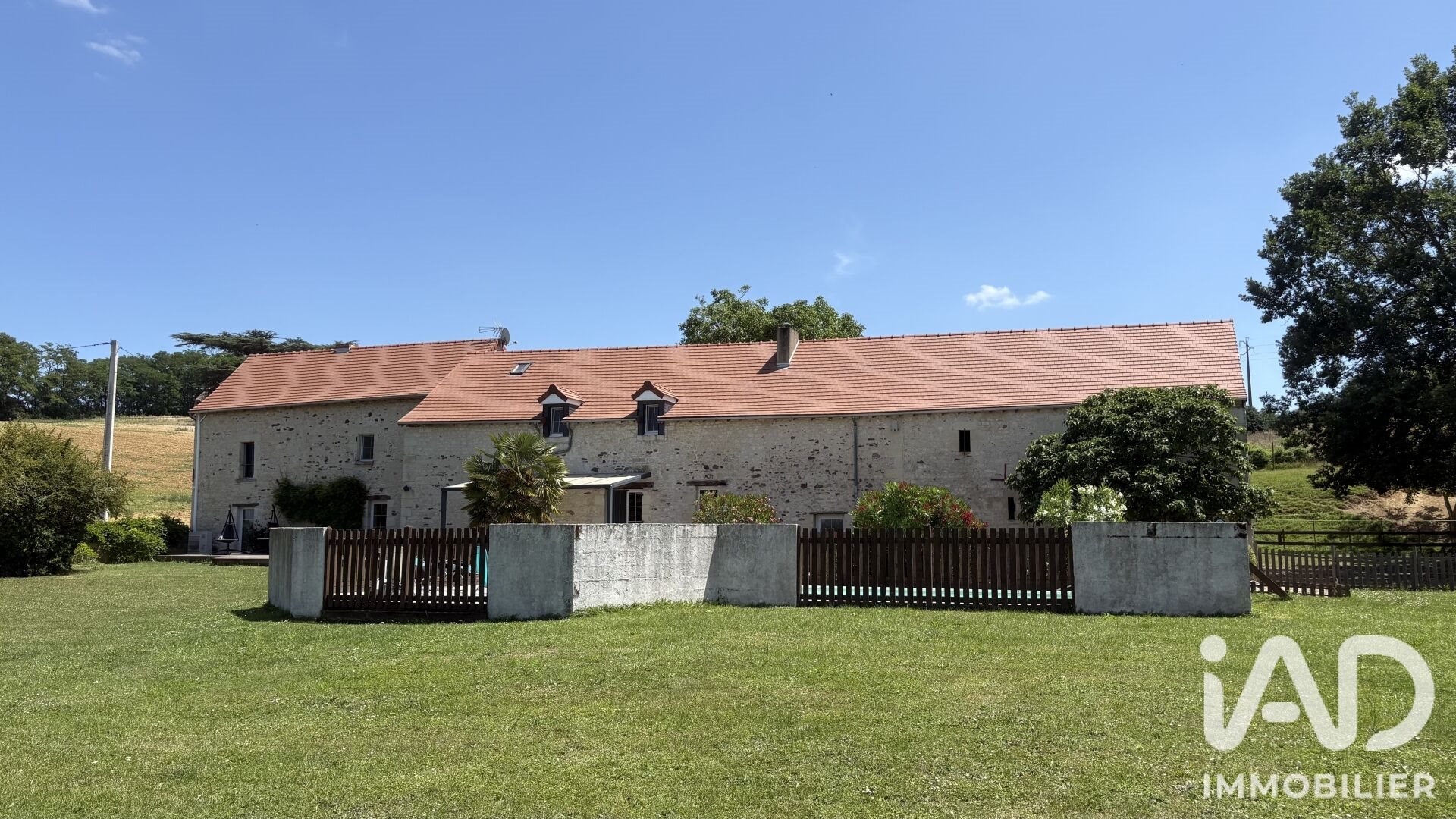 Maison à vendre, 263m², Dangé-Saint-Romain