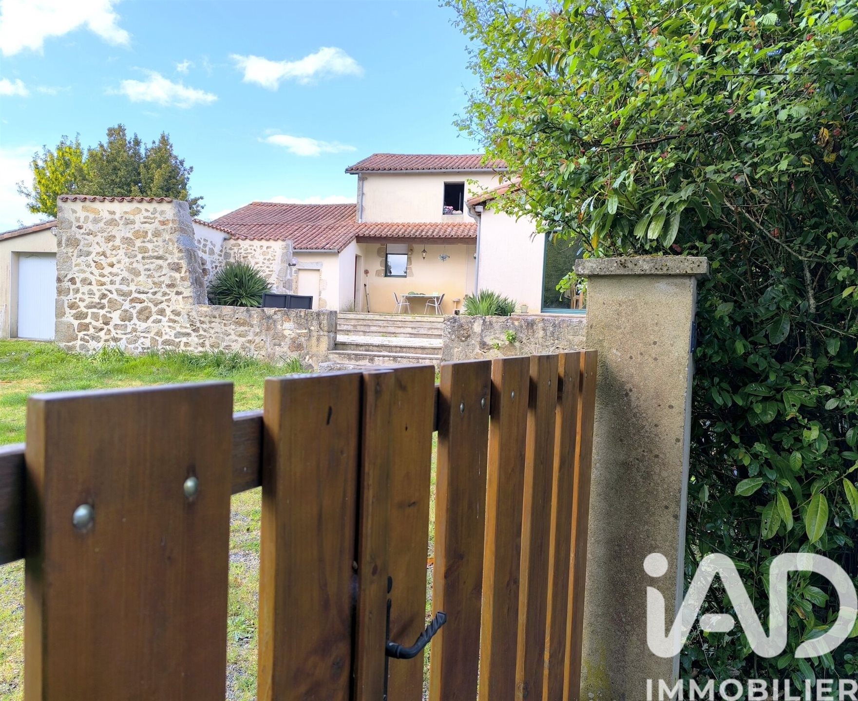 Maison à vendre, 324m², Bressuire