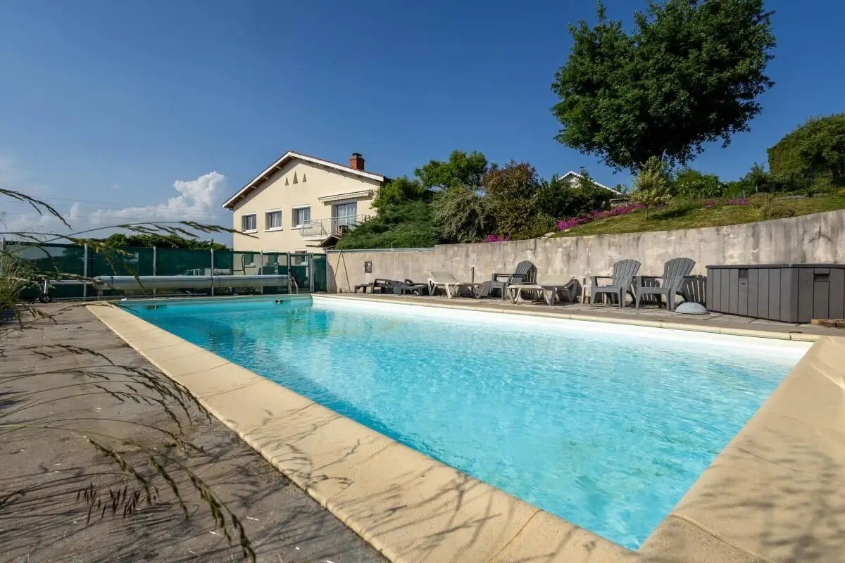 Maison à vendre, 197m², Éveux