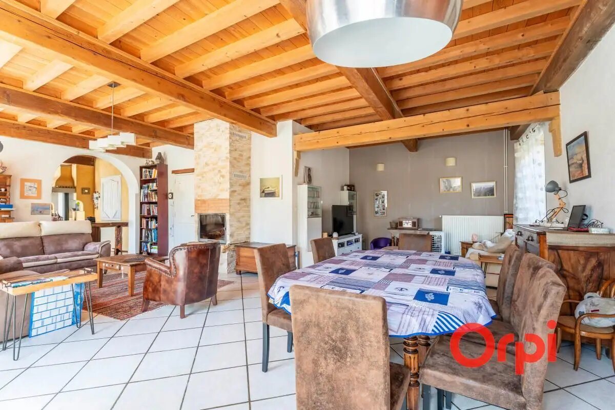 Maison à vendre, 158m², Brussieu