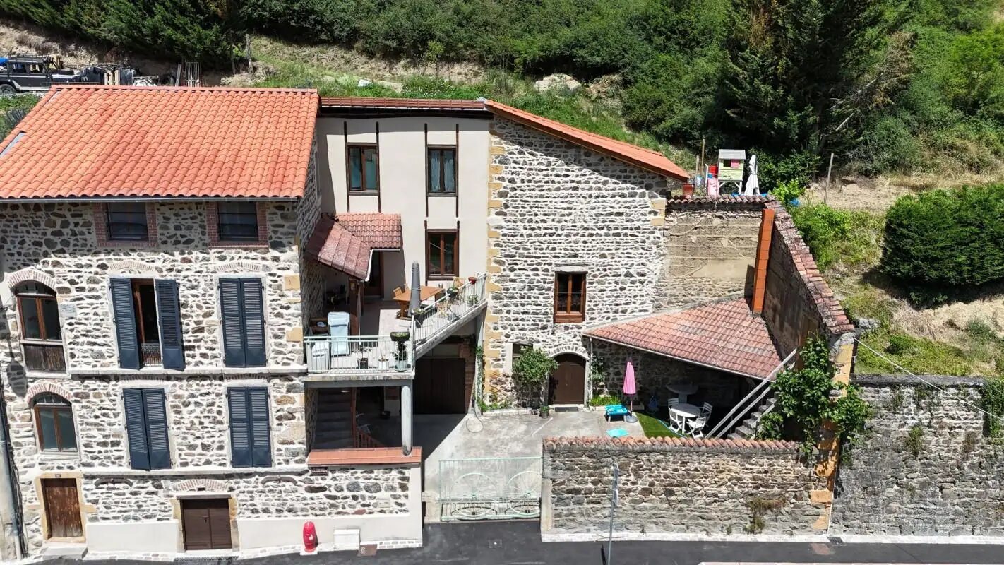 Maison à vendre, 201m², Saint-Clément-sur-Valsonne